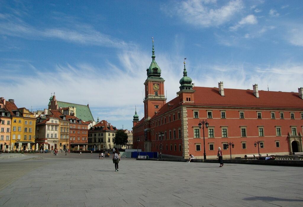 Varssavi Varsovia: 6 lugares que debes visitar - City Sightseeing